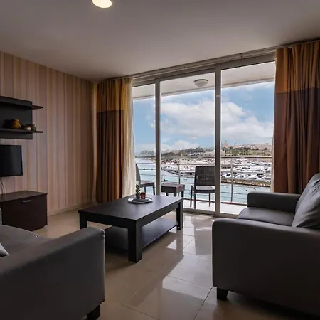 Valletta View By St *