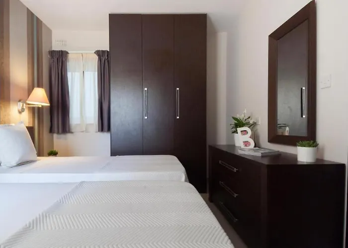 Valletta View By St * Gzira