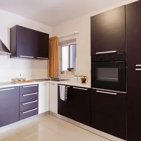 Valletta View By St Apartment *