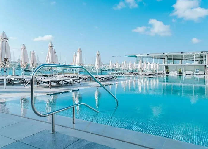 Valletta View By St *